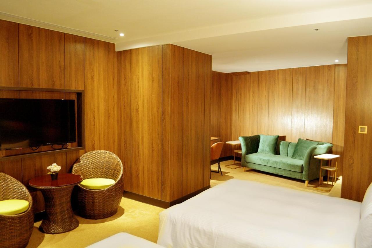 Taipei Heroes Square Hotel Luaran gambar